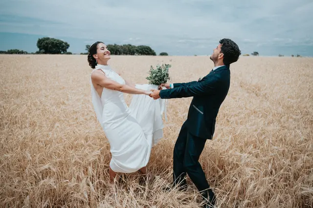 Boda de María y Juanan en Restaurante Alegrías