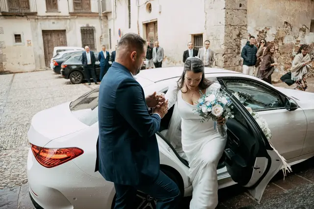 boda dominio vega requena iglesia Maria Angel Salida / Entrada