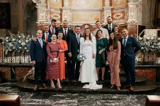 boda dominio vega requena iglesia Maria Angel grupales