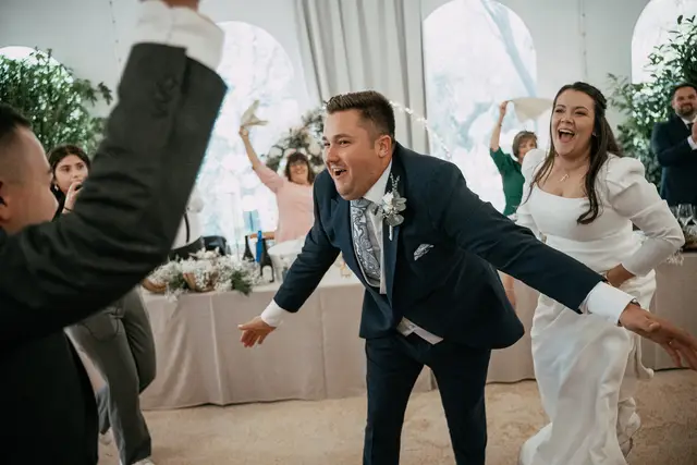 boda dominio vega requena iglesia Maria Angel banquete portada