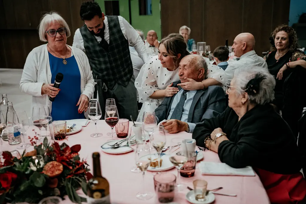 reportaje boda Itziar Carlos Ca pareja banquete