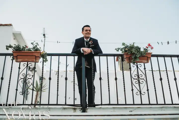 Reportaje de boda jardines la Cartuja Monica Hector Mayo 2023 preparativos