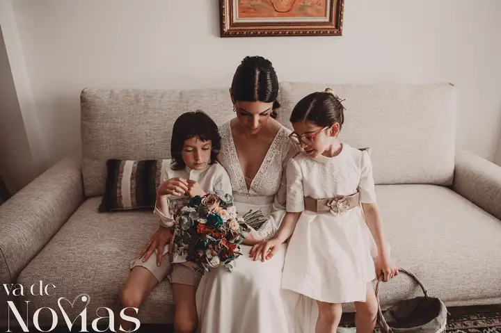 Reportaje de boda jardines la Cartuja Monica Hector Mayo 2023 preparativos