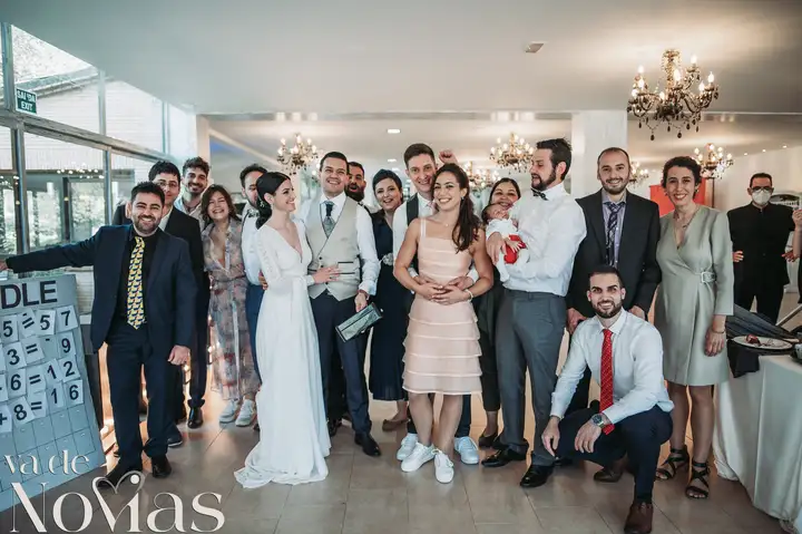 Reportaje de boda jardines la Cartuja Monica Hector Mayo 2023 banquete