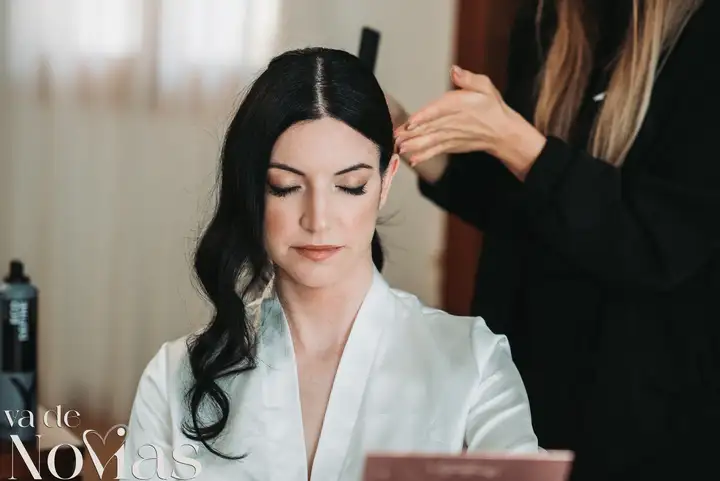 Reportaje de boda jardines la Cartuja Monica Hector Mayo 2023 preparativos