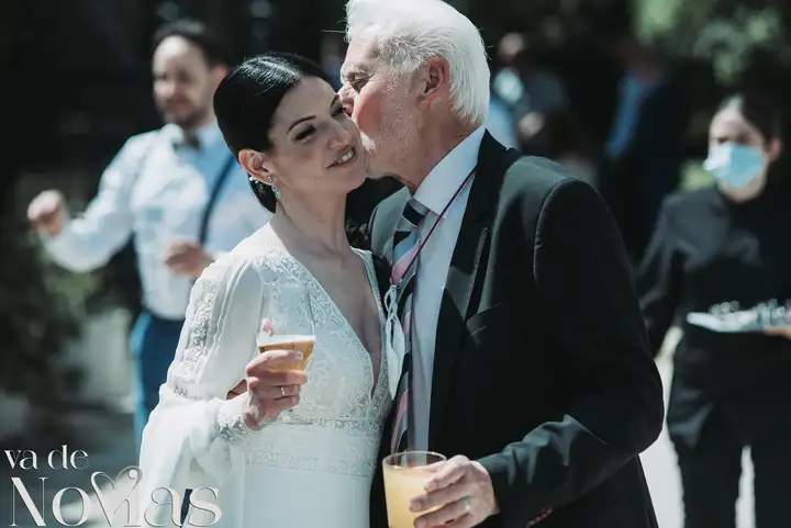 Reportaje de boda jardines la Cartuja Monica Hector Mayo 2023 coctel