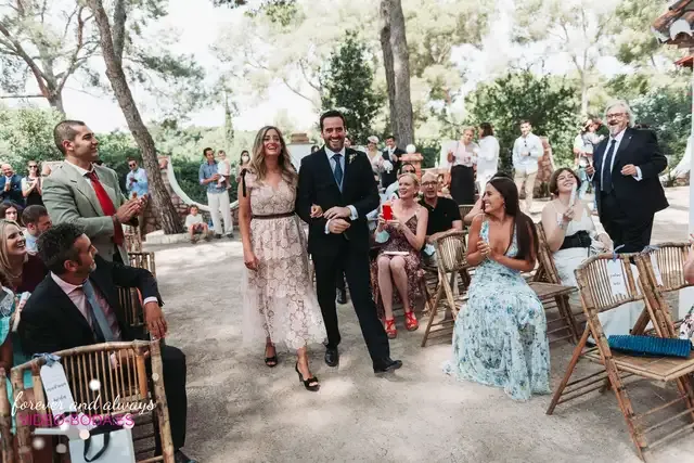 boda masia del carmen Laura Julian Salida / Entrada