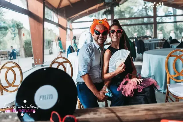 boda masia del carmen Laura Julian fiesta photocall