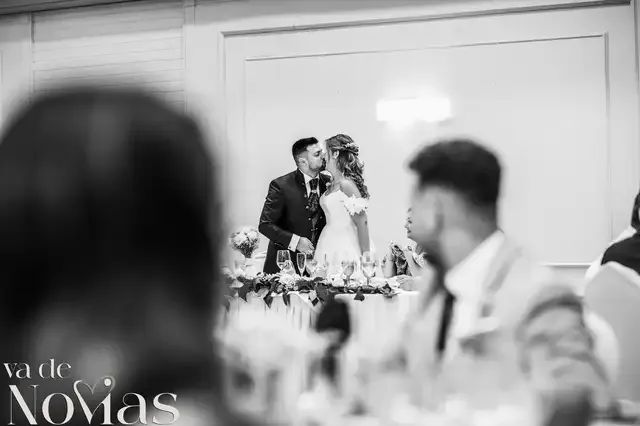 uuuuuuuuuuubuoda jaruudinesu uuuuuuuuuuluuuuau haucienuuuuuda Kuauuren u jose BW banquete portada