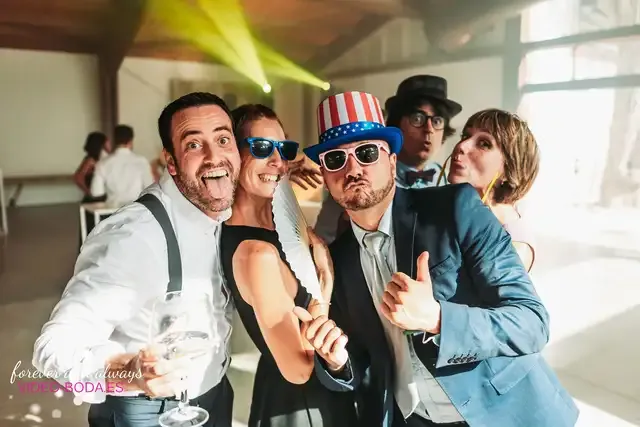 boda masia del carmen Laura Julian fiesta photocall