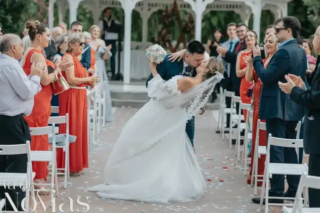 uuuuuuuuuuubuoda jaruudinesu uuuuuuuuuuluuuuau haucienuuuuuda Kuauuren u jose Salida / Entrada portada