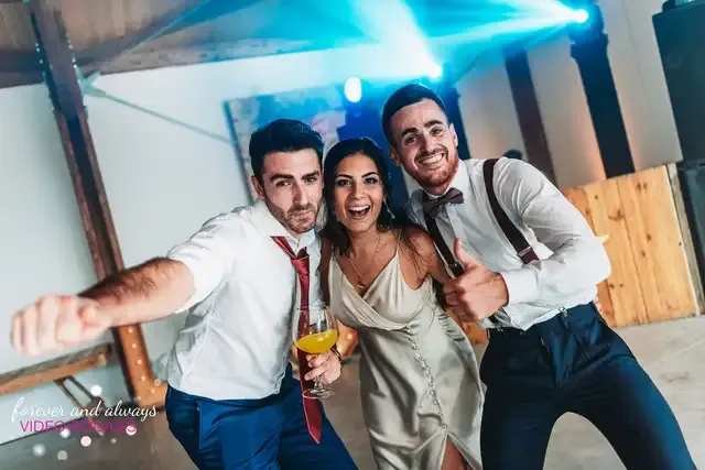 boda masia del carmen Laura Julian fiesta photocall