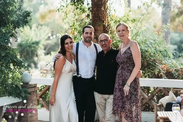 boda masia del carmen Laura Julian fiesta photocall