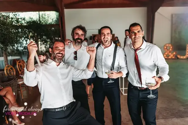 boda masia del carmen Laura Julian fiesta photocall